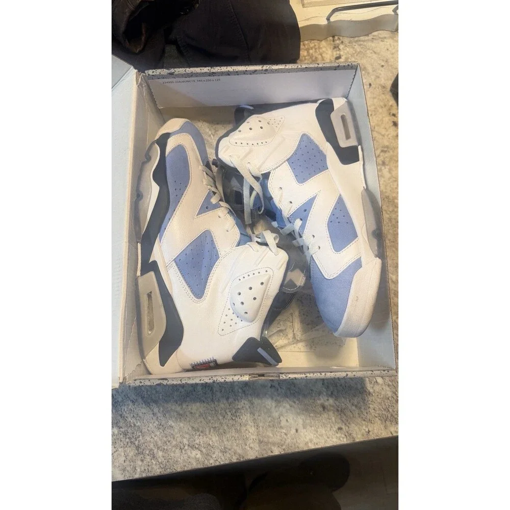 Air Jordan 6 Retro 